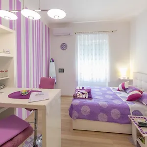 Trend , Rijeka Croatia